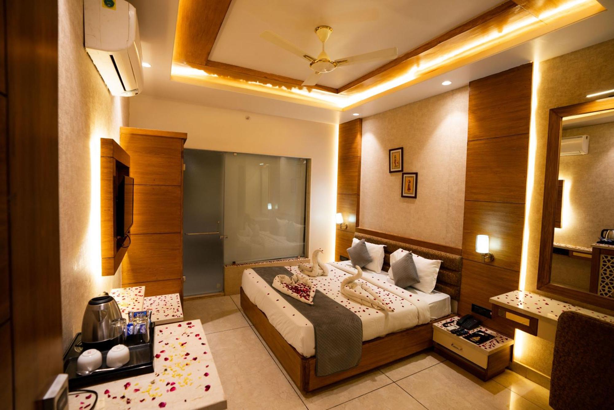 Hotel Rr 62-Jaipur City Centre Hotel Dış mekan fotoğraf