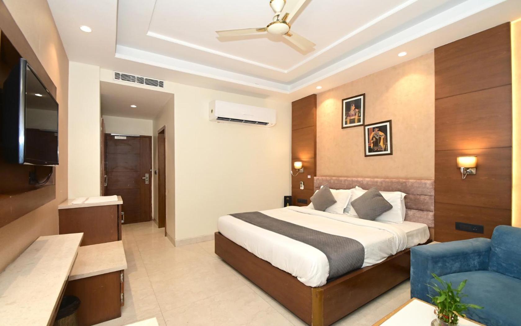 Hotel Rr 62-Jaipur City Centre Hotel Dış mekan fotoğraf
