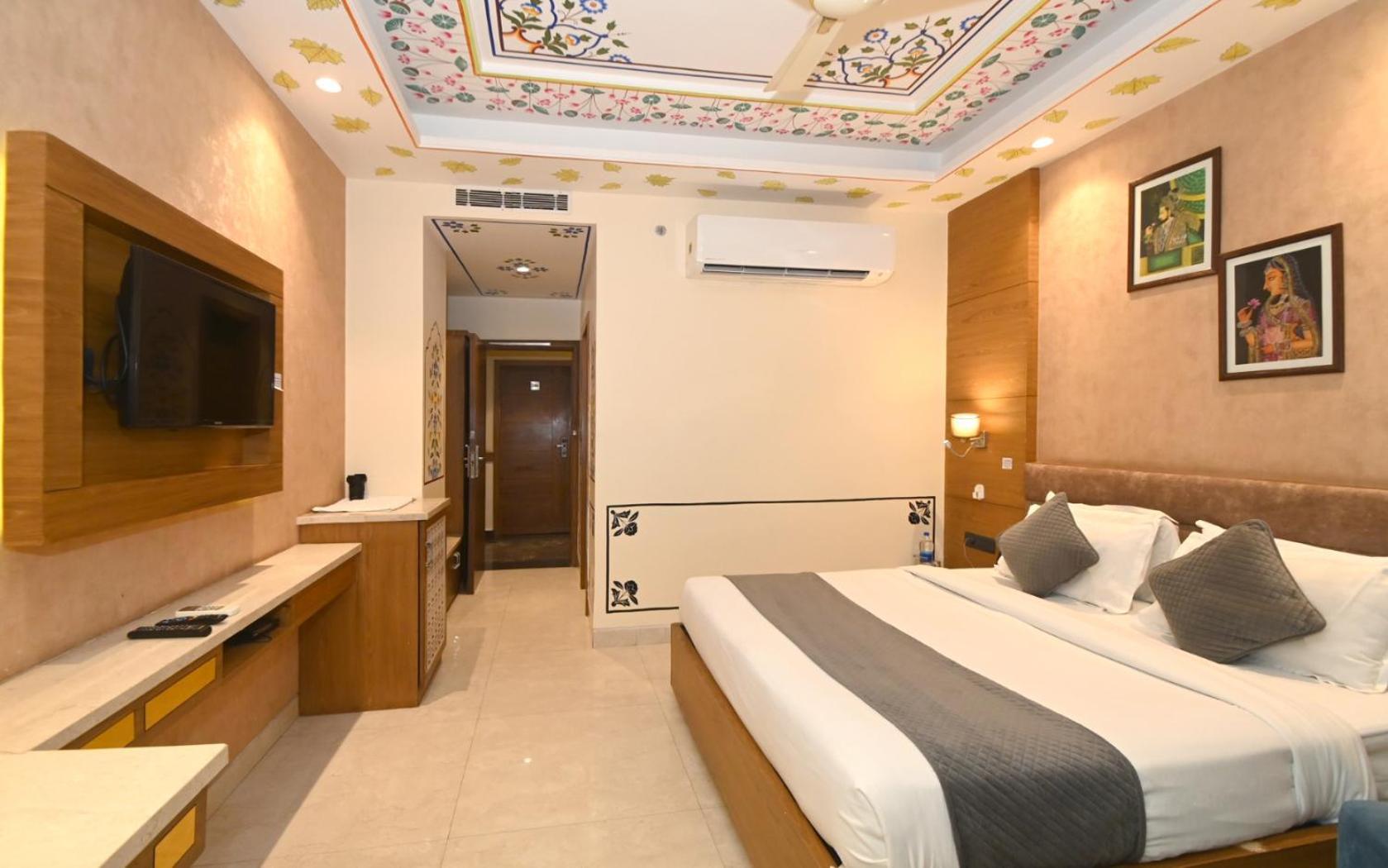 Hotel Rr 62-Jaipur City Centre Hotel Dış mekan fotoğraf