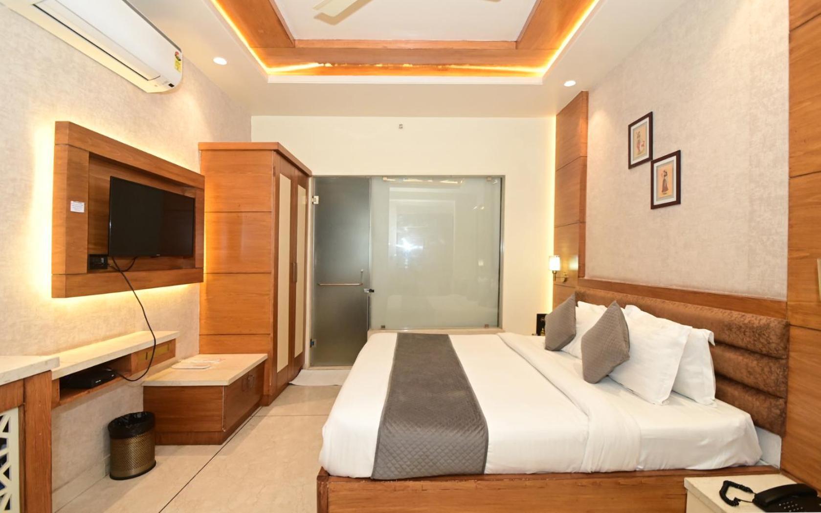 Hotel Rr 62-Jaipur City Centre Hotel Dış mekan fotoğraf