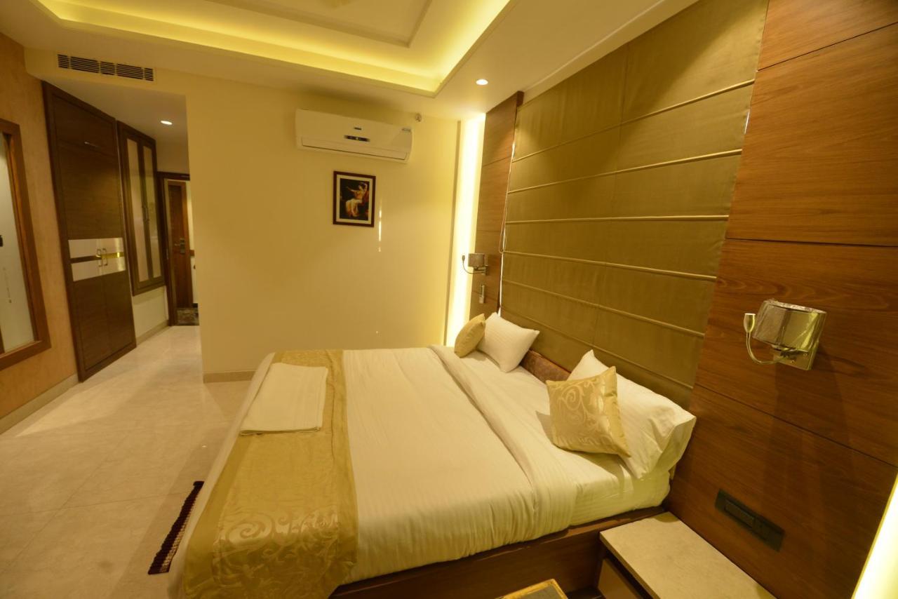 Hotel Rr 62-Jaipur City Centre Hotel Dış mekan fotoğraf